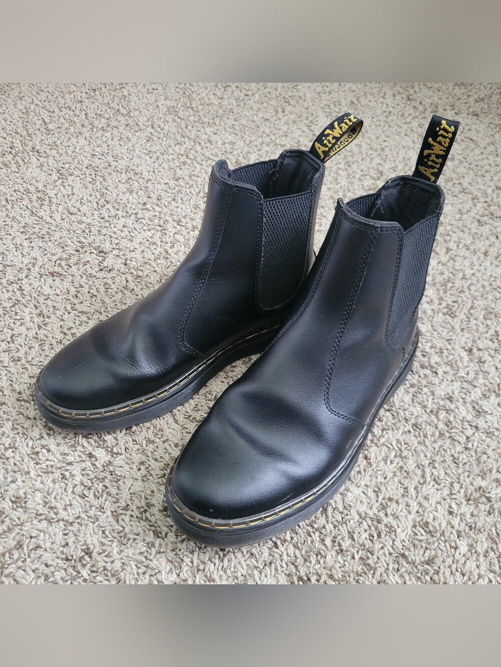Dr. Martens Dorrian Chelsea Boots Shoes Black Leather Men's 7 Women's 8